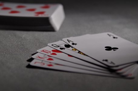 De regels van baccarat: het populaire kaartspel